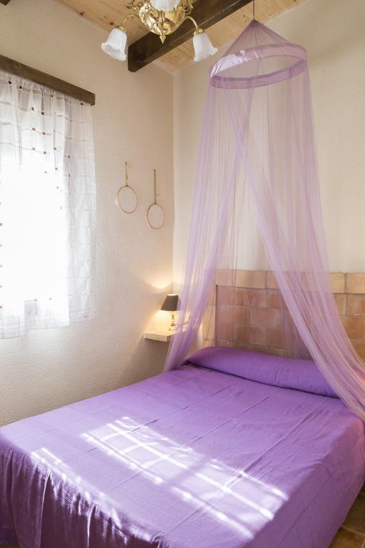 Casa La Tora Vendégház Deltebre Szoba fotó